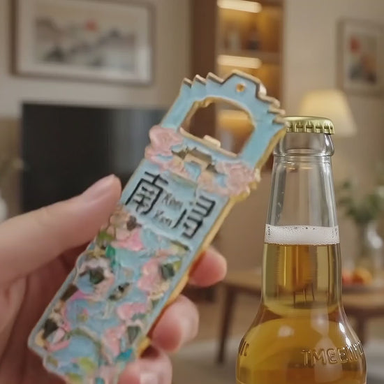Nanxun Water Town-Bottle-opening demonstration